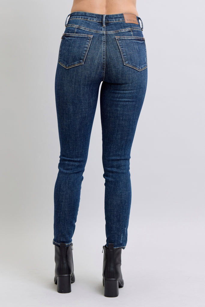 Judy Blue Vintage Wash Skinny Jeans-Denim-Judy Blue-Three Birdies Boutique, Women's Fashion Boutique Located in Kearney, MO