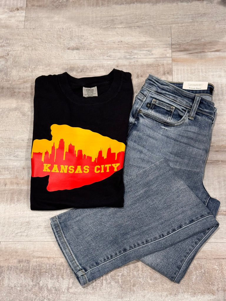 Arrowhead Skyline Graphic Tee-Graphic Tees-Tres Birdos Graphic Tees-Three Birdies Boutique, Women's Fashion Boutique Located in Kearney, MO