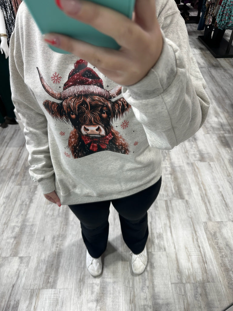 Highland Cow Christmas Crewneck-Graphic Tees-Tres Birdos Graphic Tees-Three Birdies Boutique, Women's Fashion Boutique Located in Kearney, MO