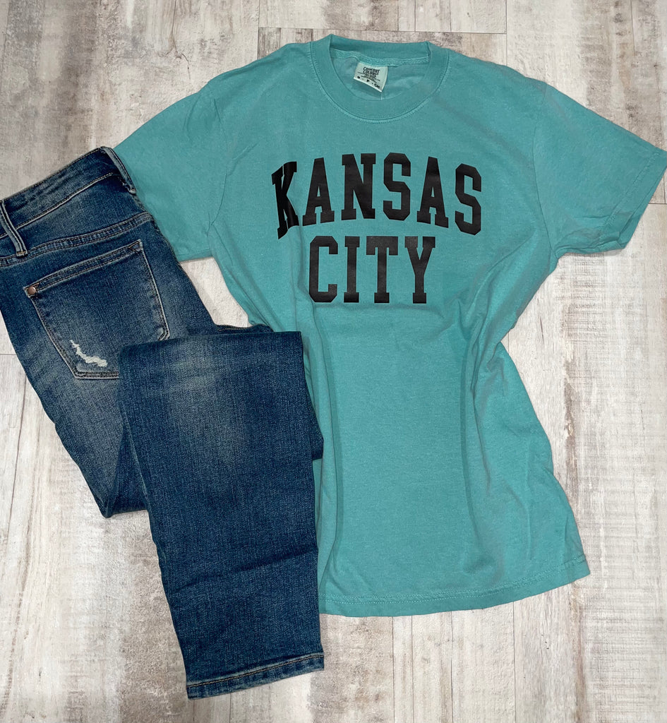 Kansas City Graphic Tee-Graphic Tees-Tres Birdos Graphic Tees-Three Birdies Boutique, Women's Fashion Boutique Located in Kearney, MO