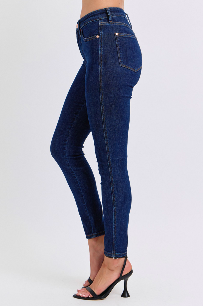 Judy Blue Classic Dark Skinny Jeans-Denim-Judy Blue-Three Birdies Boutique, Women's Fashion Boutique Located in Kearney, MO